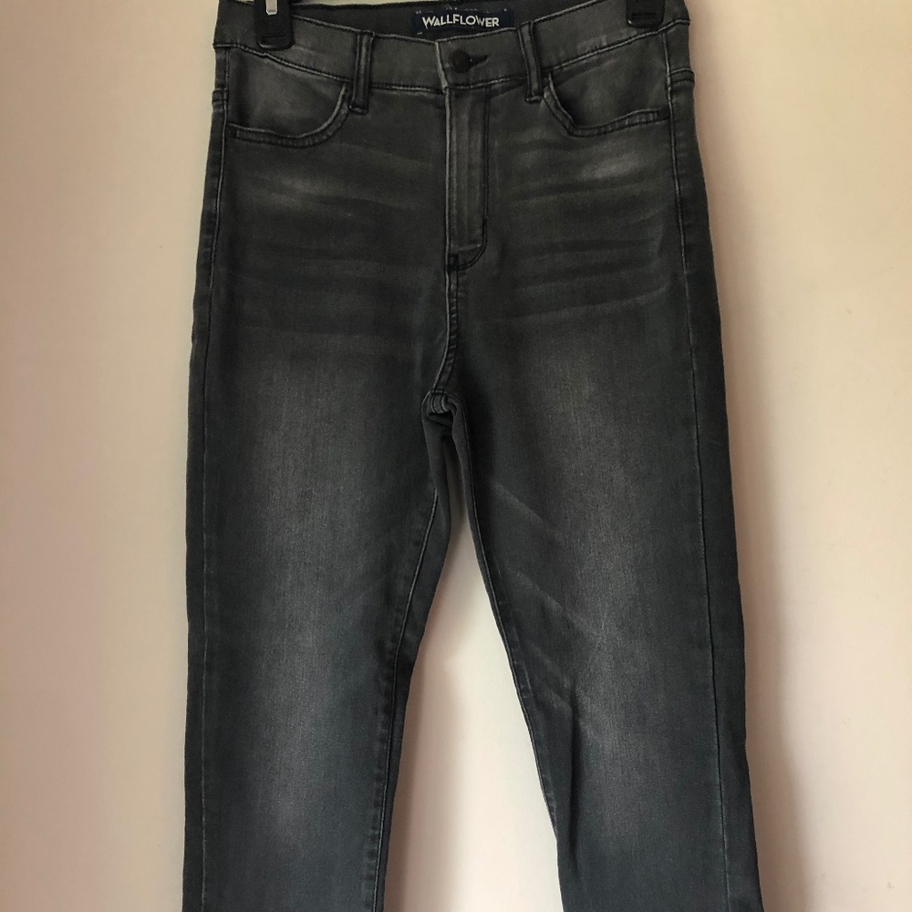 CUTE Grey Wallflower Jeans